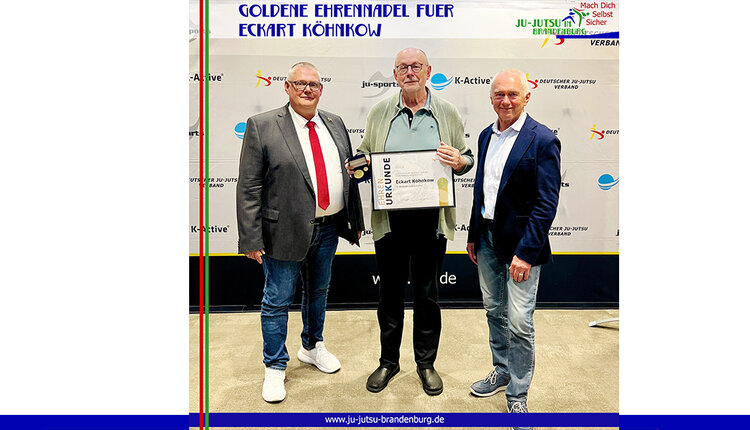 Ausgezeichnet: Goldene Ehrennadel für Eckart Köhnkow 